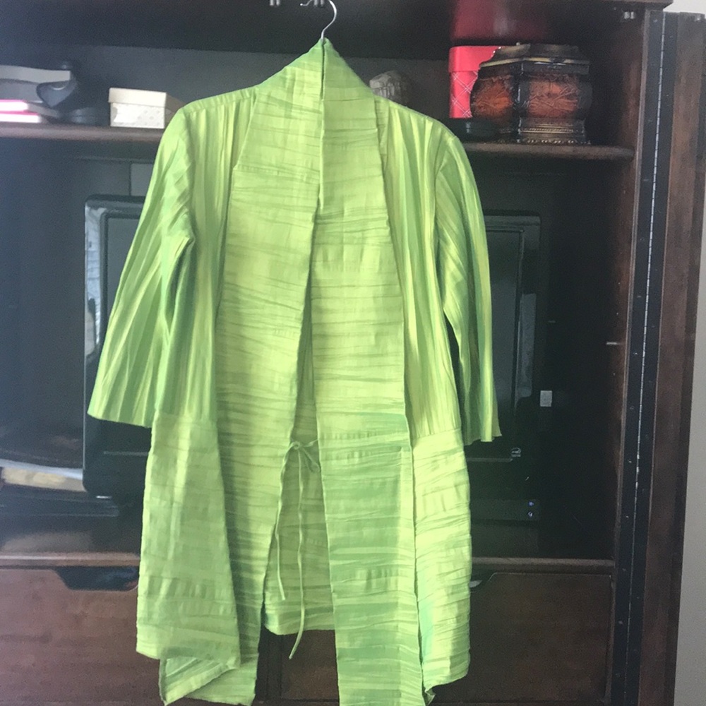 Pulí green coat